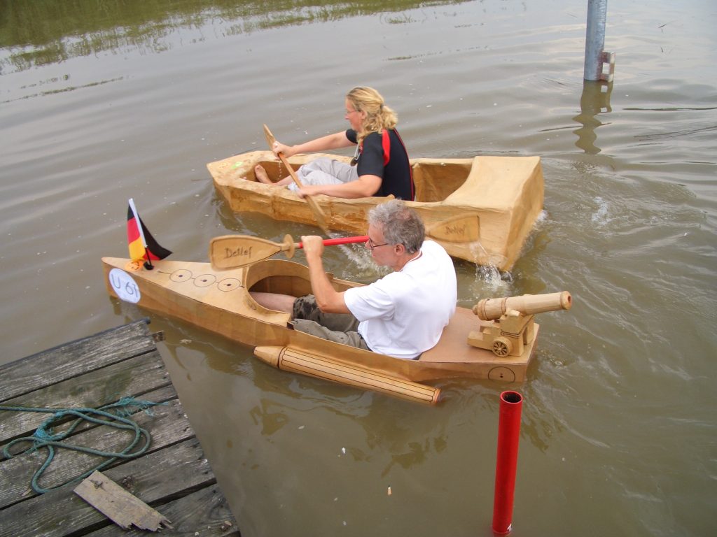Hafenfest und Pappbootrennen